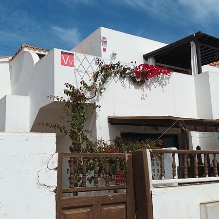 Una Terrazza Al Sol กาเลตาเดฟุสเต ภายนอก รูปภาพ